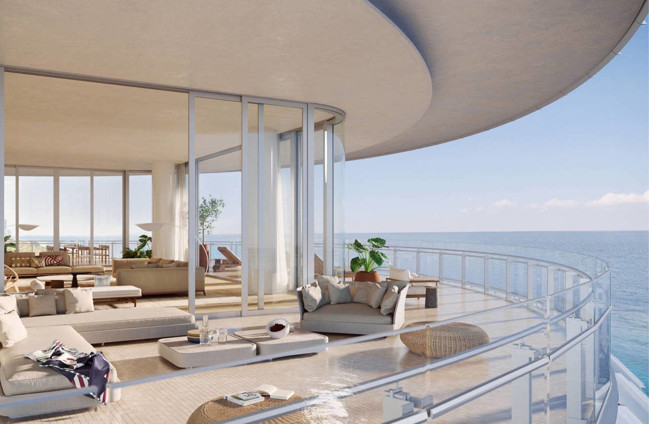 Penthouse Sea Views
